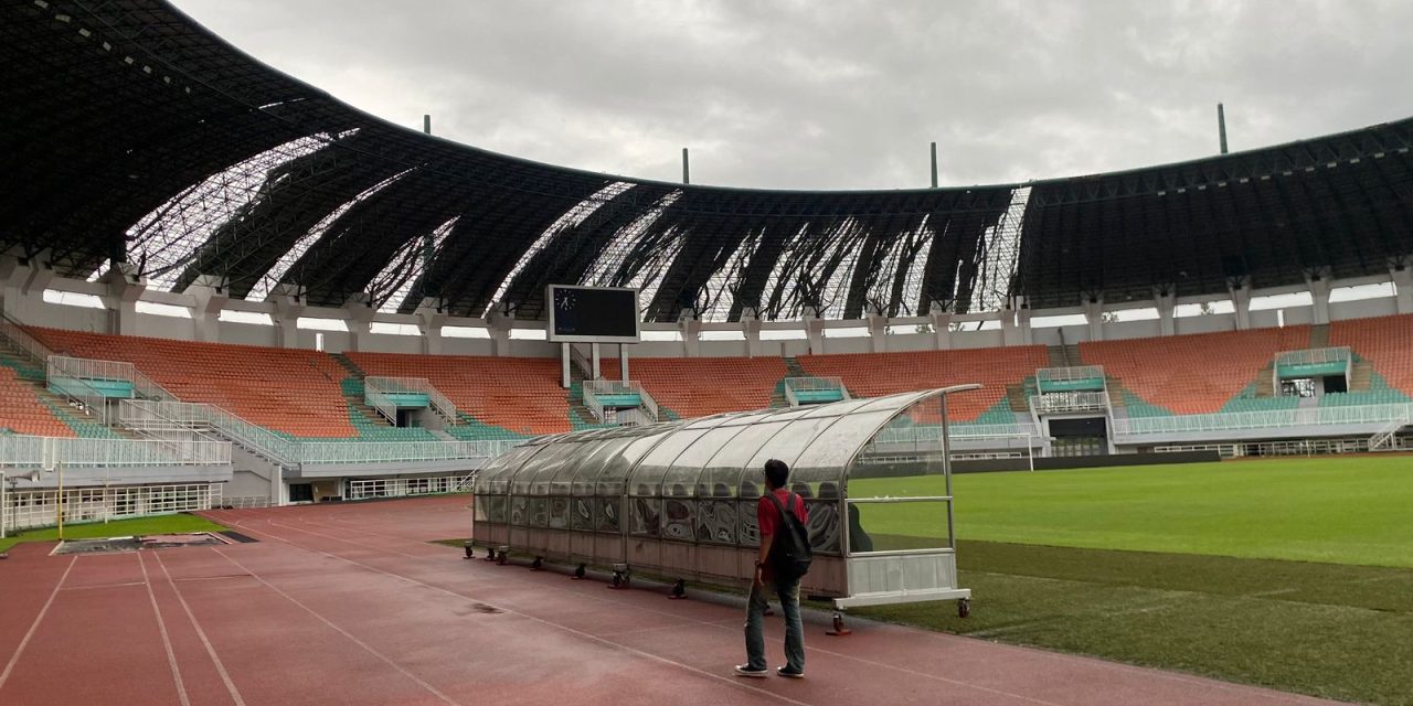 Pasca Puting Beliung, Stadion Pakansari Siap Di Pakai Kembali