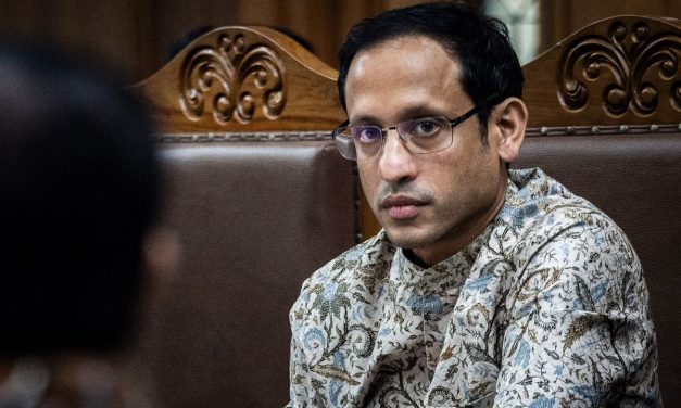 Kasus Chromebook: Nadiem Akhirnya Lega, E-Katalog Jadi Kunci!