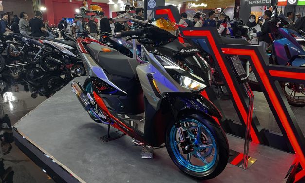 Vario 125 Cyber Street: Aura Masa Depan!