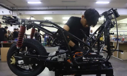 Kejar Standar Global, QJMOTOR Perkuat Komponen Lokal