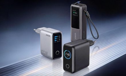Anker Rilis Charger 100 W Dengan Layar Mungil Yang Canggih