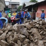 Kali Angke Diperkuat Usai Turap Ambruk